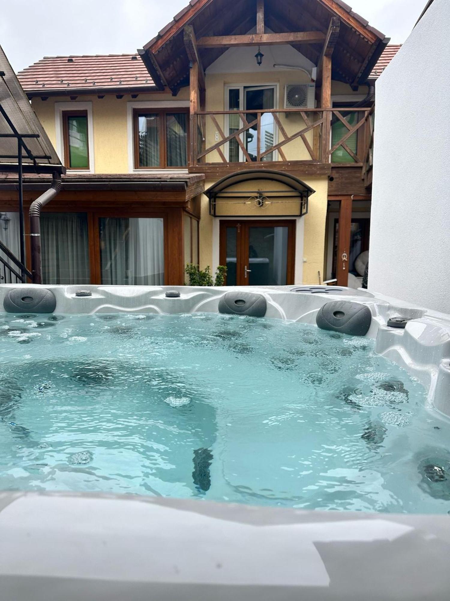 Real Home 1 Sibiu Extérieur photo